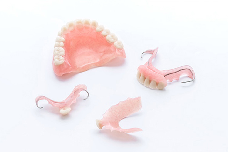 レジン床入れ歯