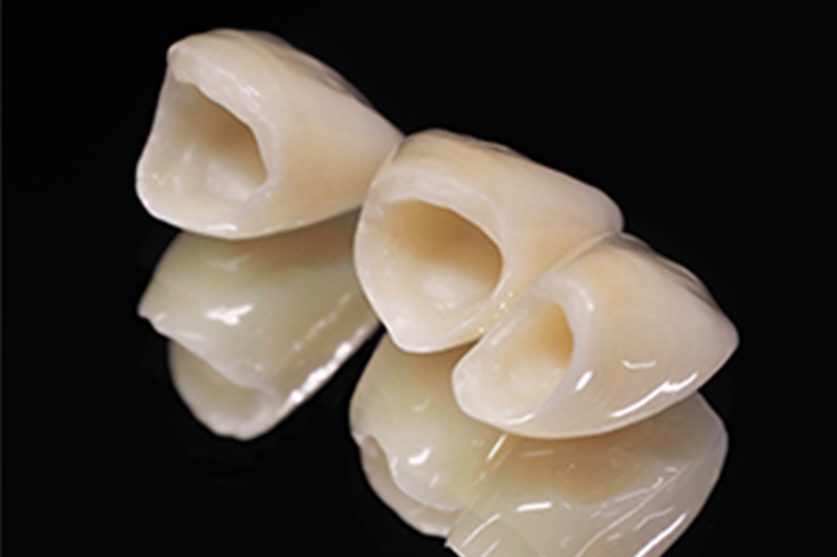 透明感のある自然な白さ