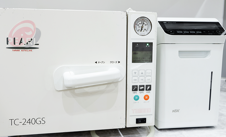 オートクレーブ滅菌器